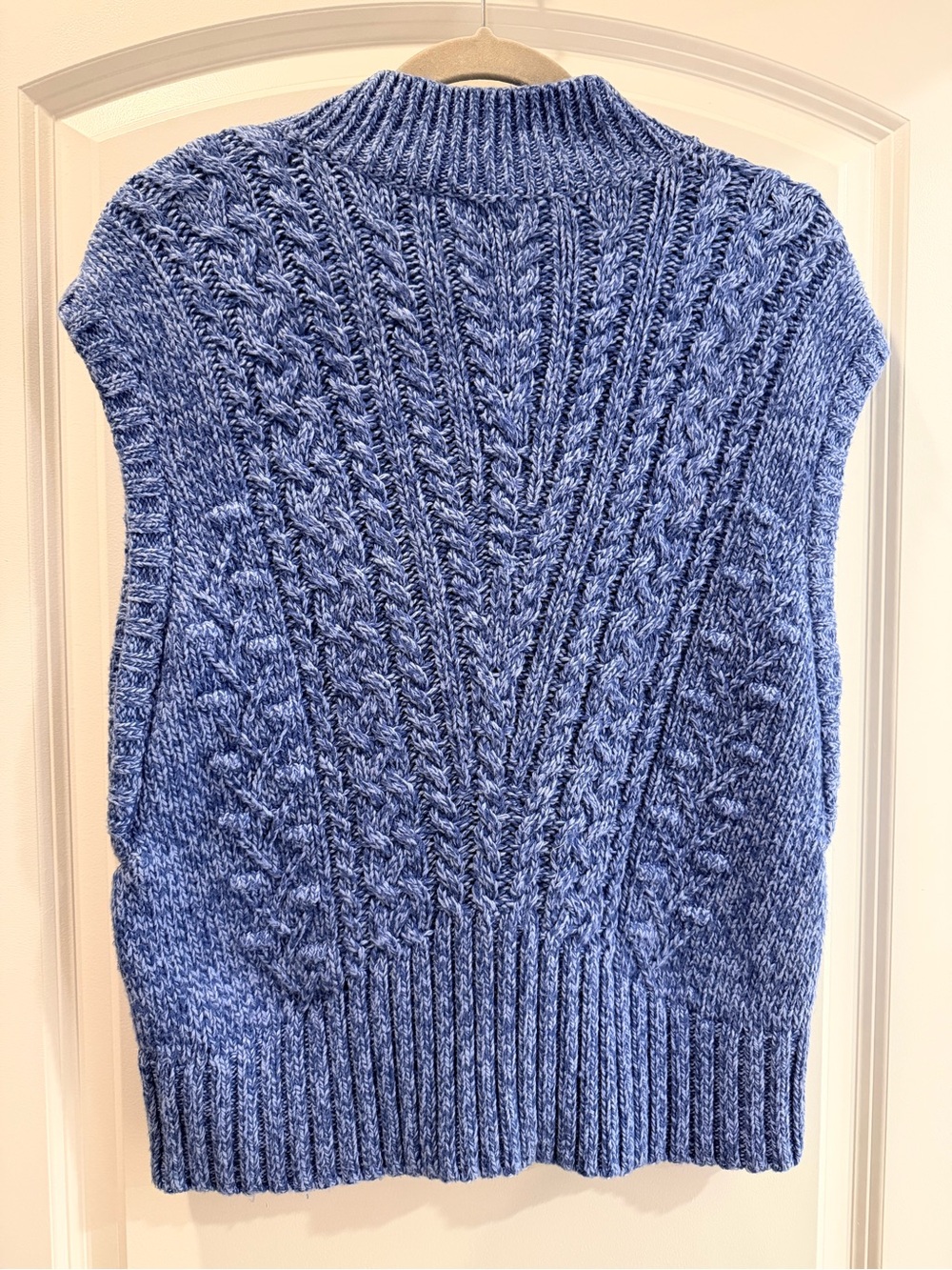 NWOT Talbots Light Blue Cable Knit Sweater Vest Medium - Picture 3 of 6